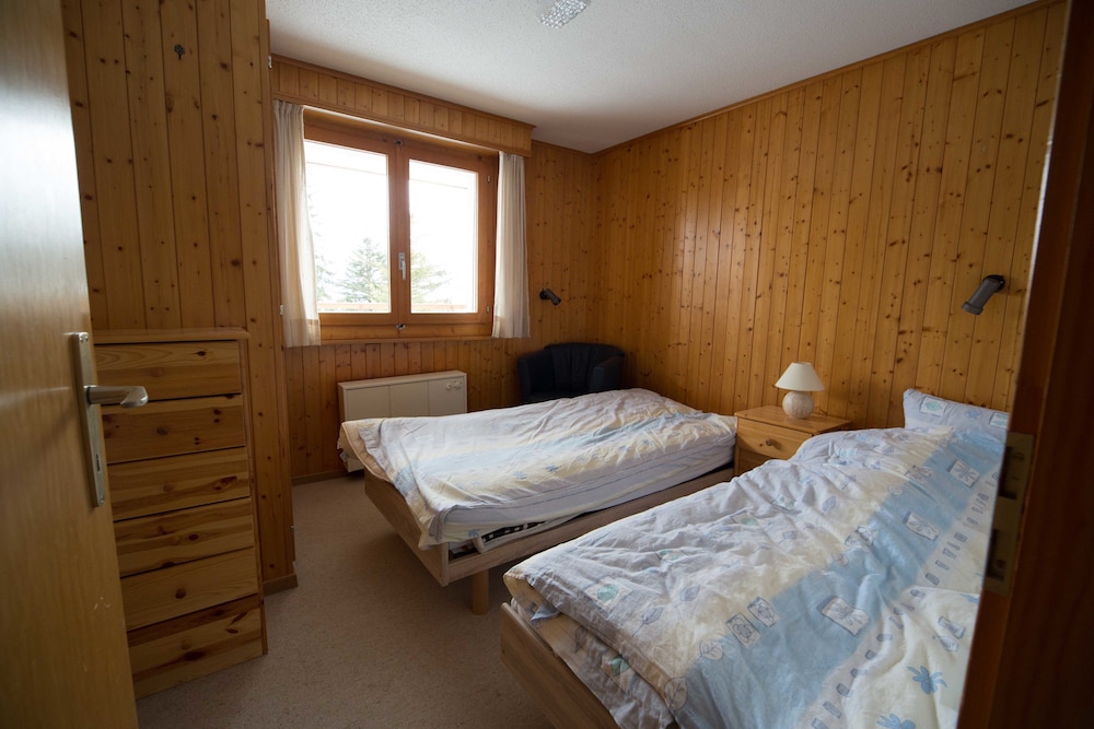 Demi-Chalet Brune-Haut Ouest view 2