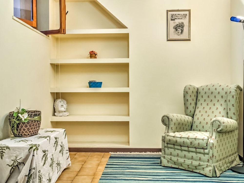 Elegant Holiday Home in Fabrica di Roma near Theatre