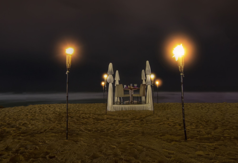 Avenra Beach Hotel