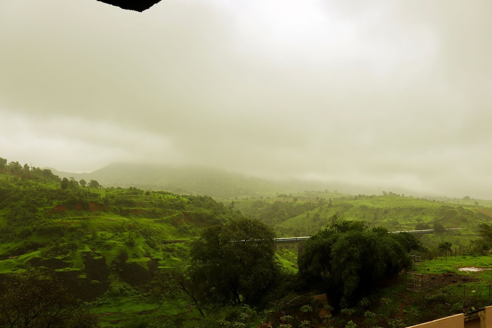 Manas Resort with Petting Zoo