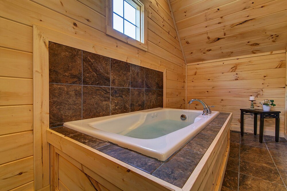 A River Runs Through It - 3 Bedrooms, 3 Baths, Sleeps 12 Cabin by RedAwning