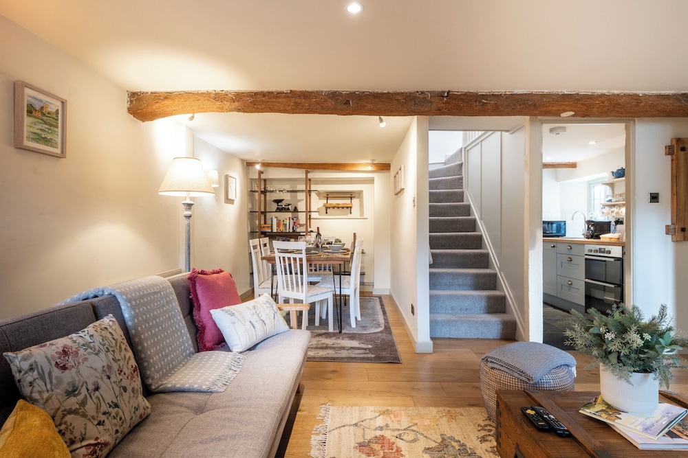 Beautiful Cottage in the Cotswolds