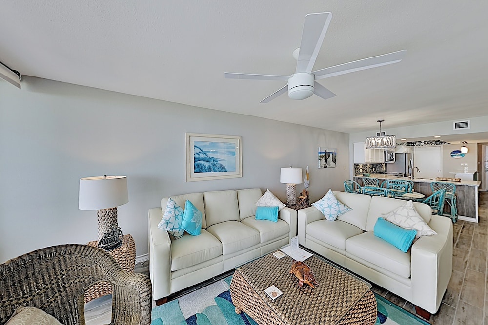 Gulf-front 2BR w/ Resort Amenities, Beach Access