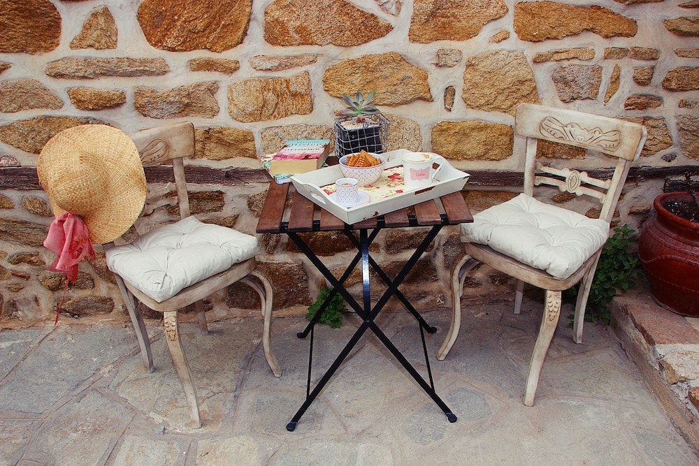 Aristotelis Traditional Guest House