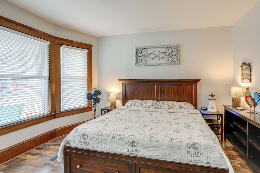 3 Mi to Cedar Point: Sunny Sandusky Home w/ Yard, photo 23