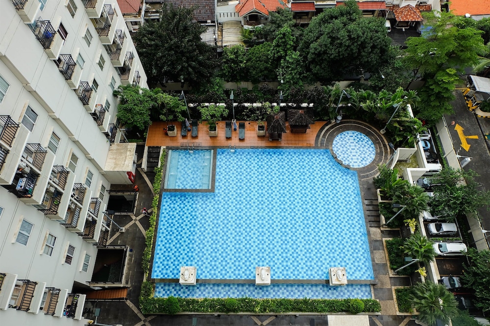 Comfortable Signature Park Tebet Studio Apartment view 3