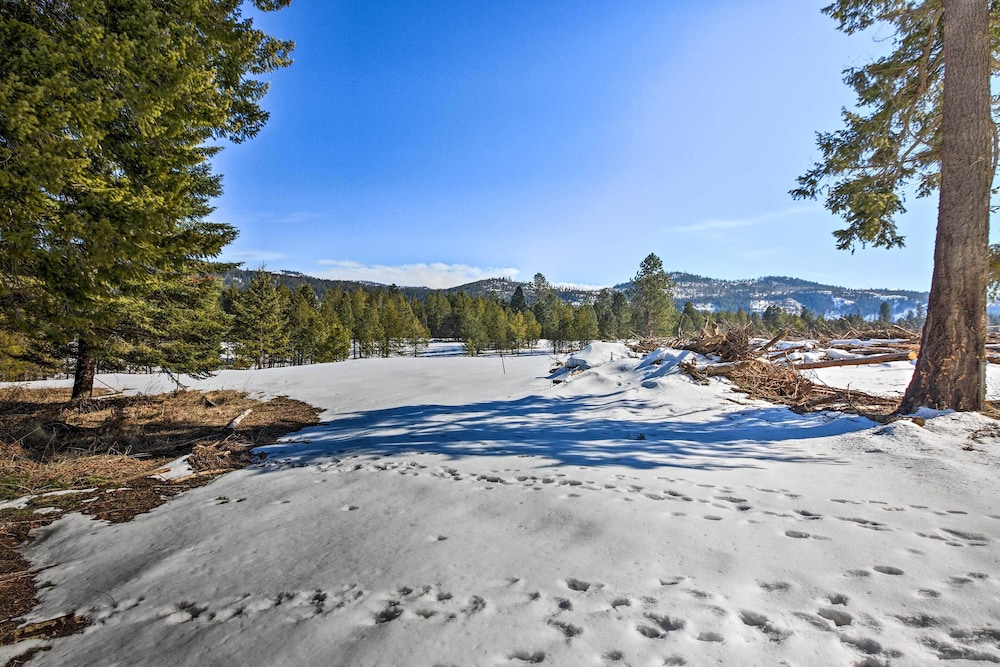 Family-friendly Sagle Vacation Rental w/ Deck - Property Image 7