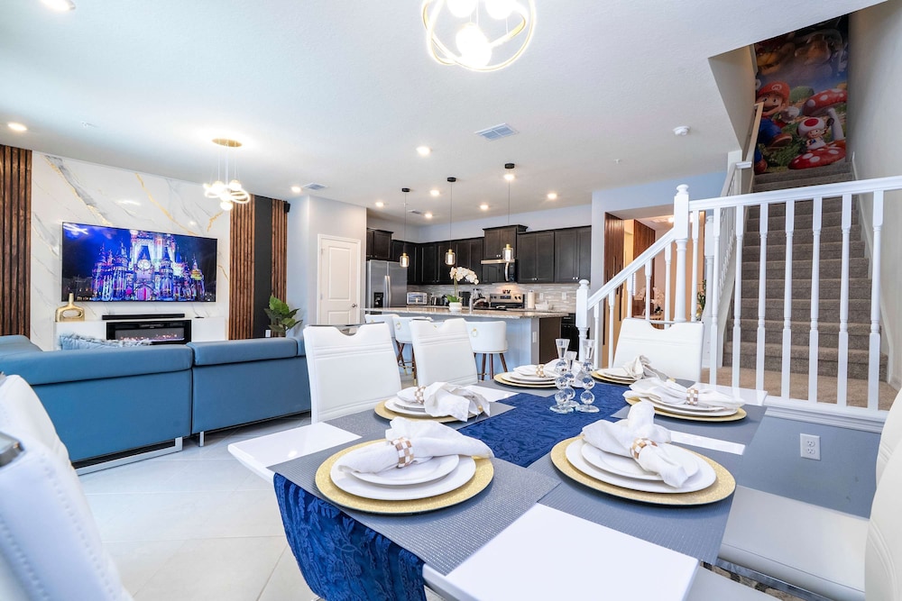 Simply Amazing 5BR Chic Retreat Themed Fun Style