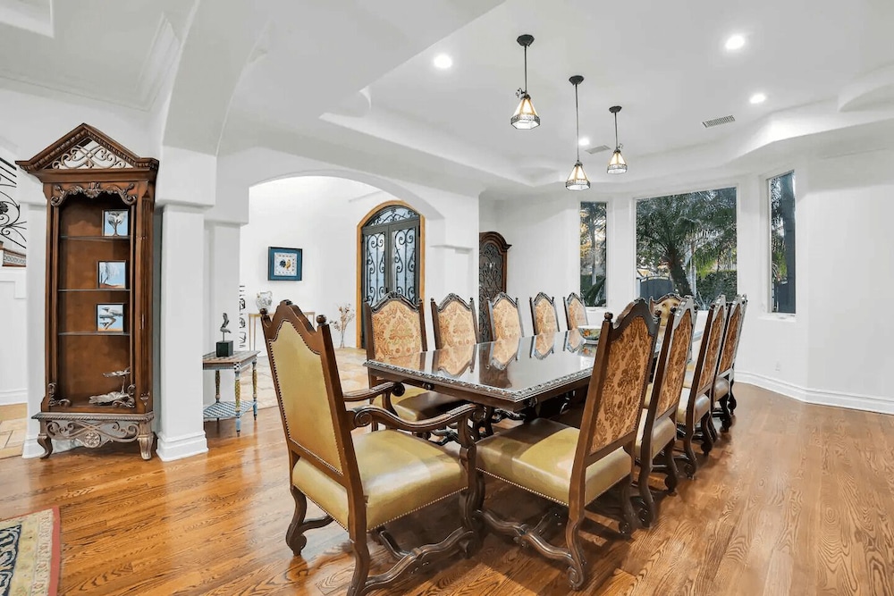 meeting & event spaces