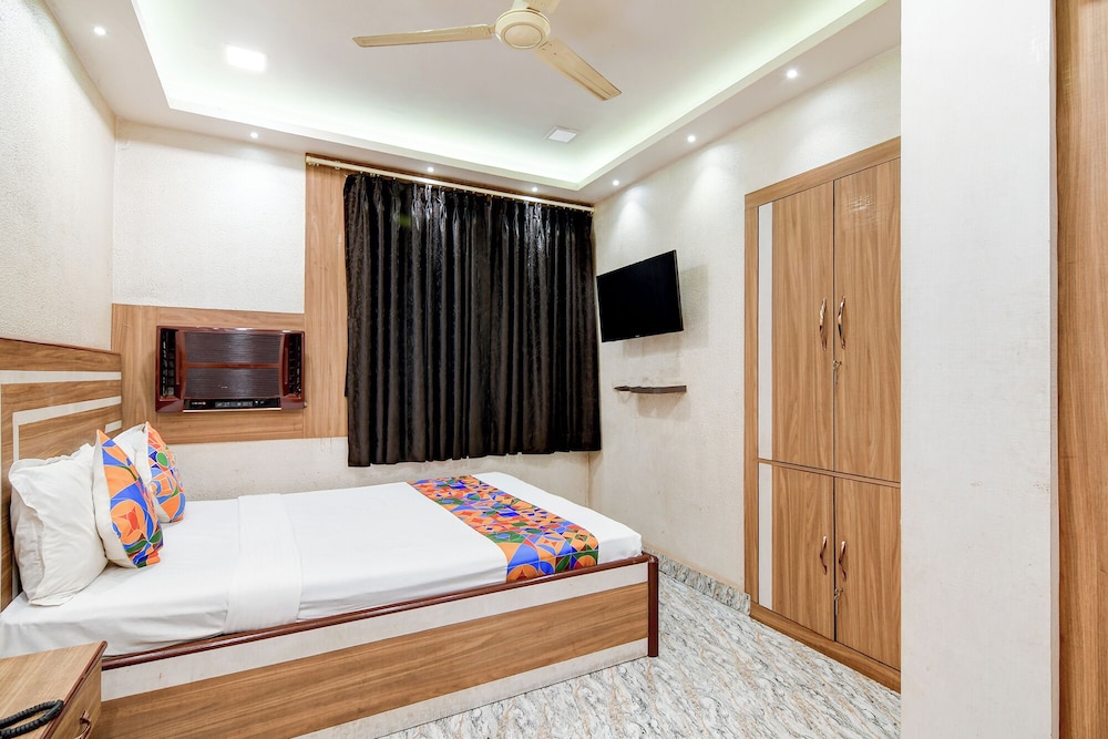 Fabhotel Aafreen