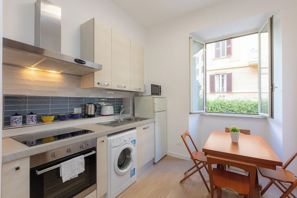 Faleria Apartment