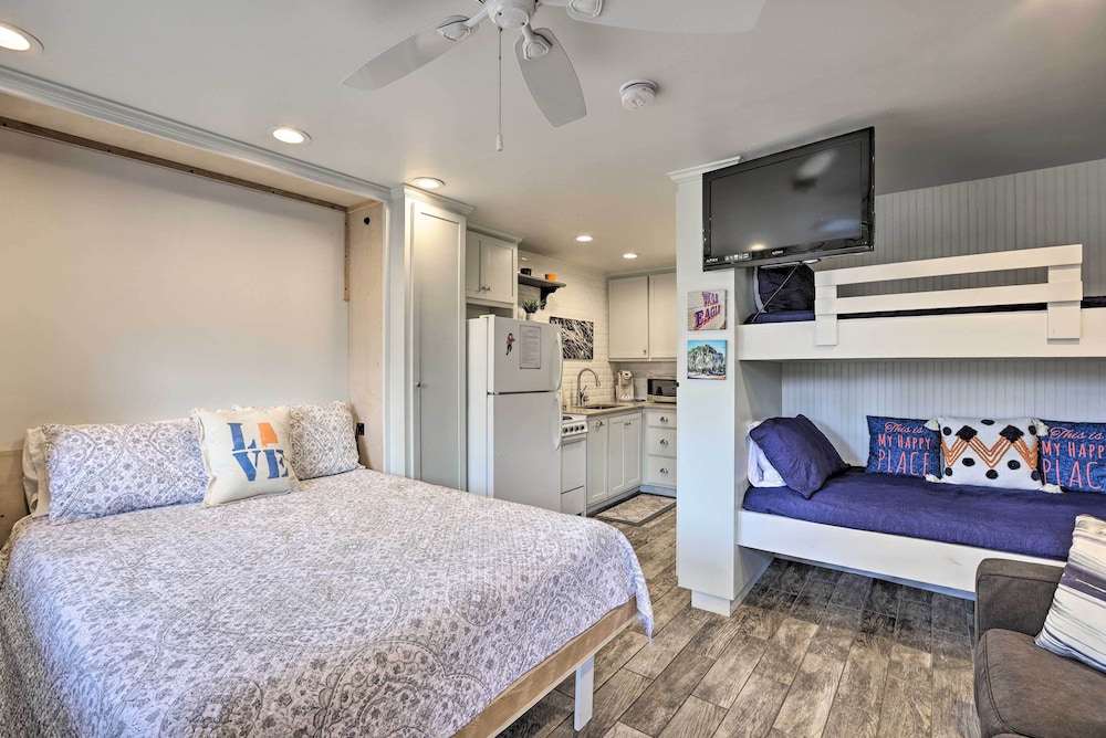 Auburn Vacations - Welcoming Auburn Studio - 1 Block to Campus! - Property Image 13
