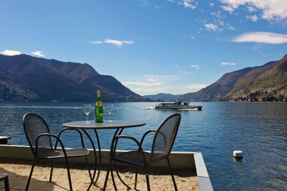 Lake Como Beach Resort and Villas photo 2