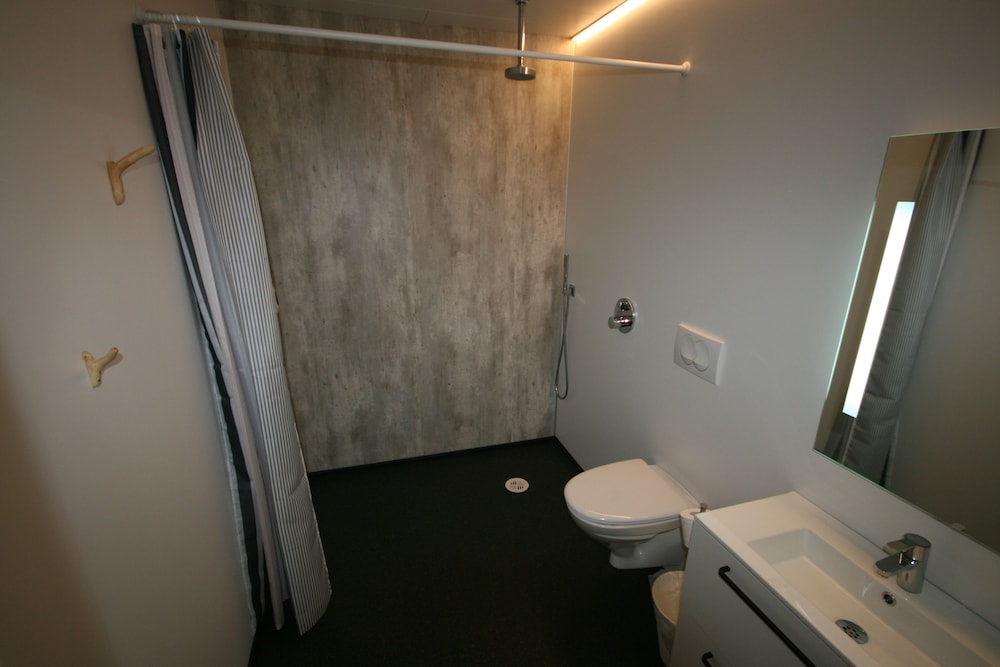 Photo 46
