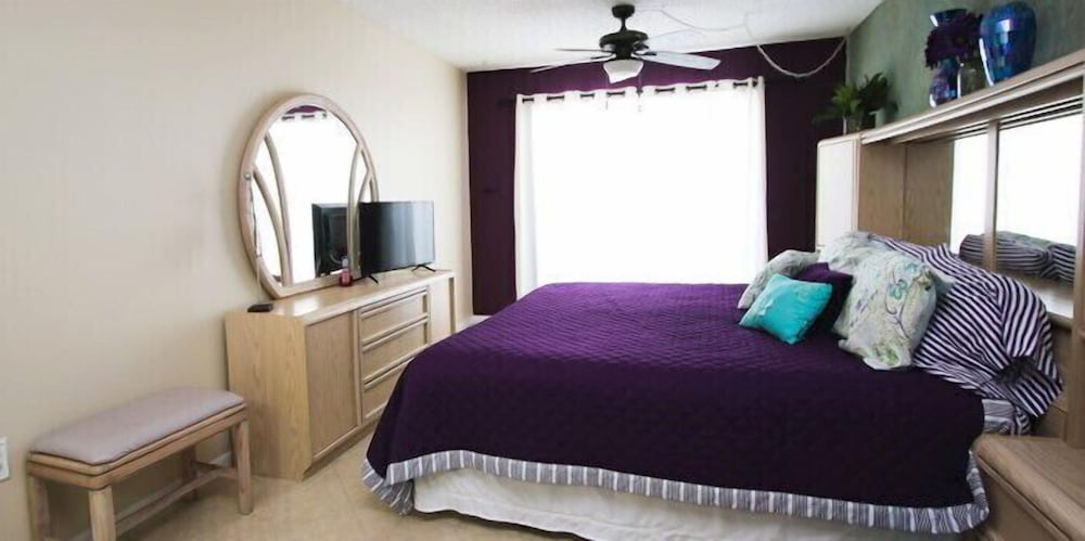Sea Oats Beach Resort by Liberte