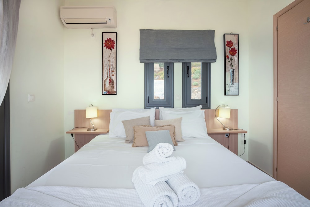 Elounda Sunrise Villa