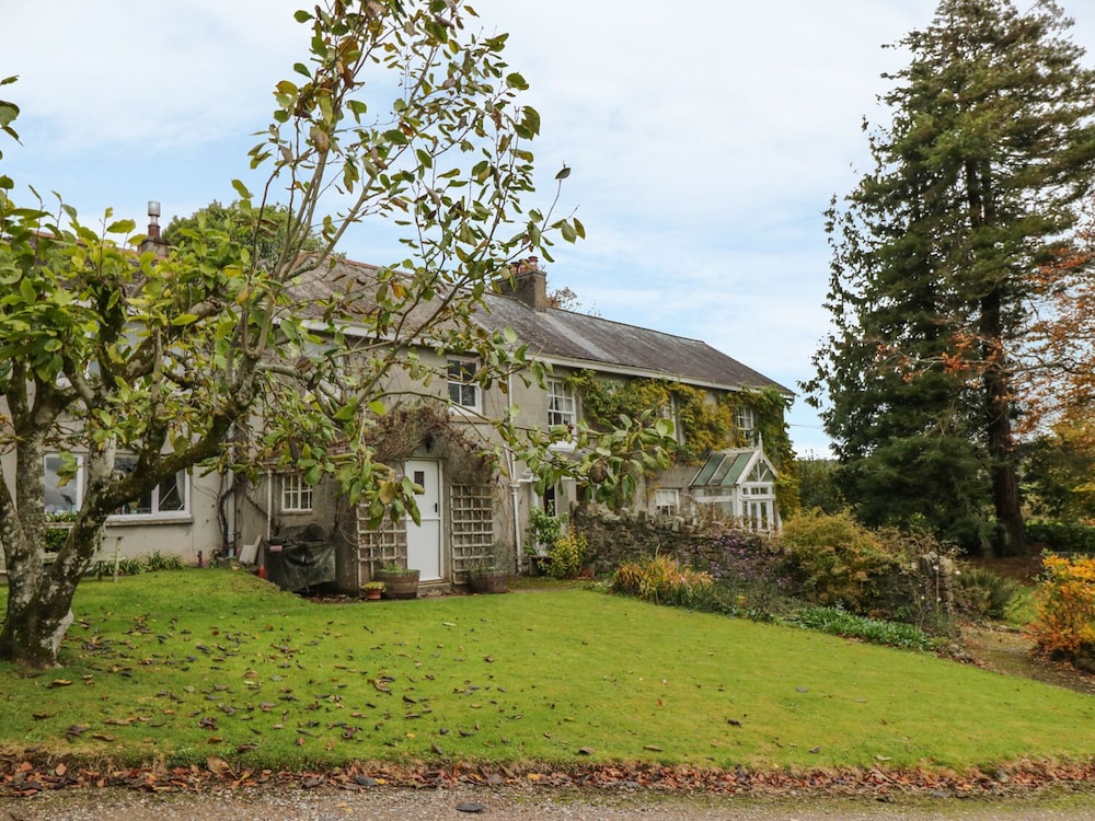 Garfield House