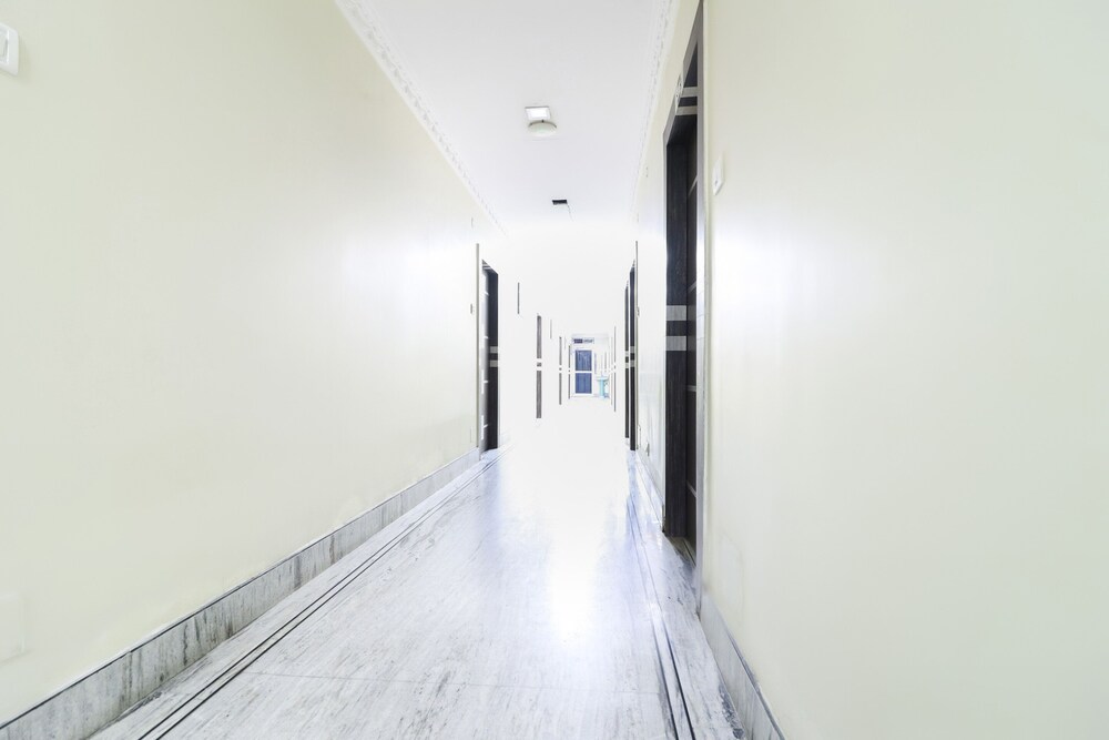 OYO 42780 Hotel Neelkanth - Property Image 3