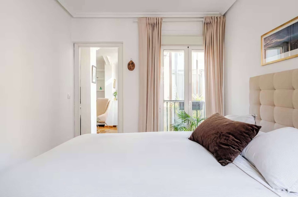 Bright Pelayo - Enchanting 1BR Home in Chueca