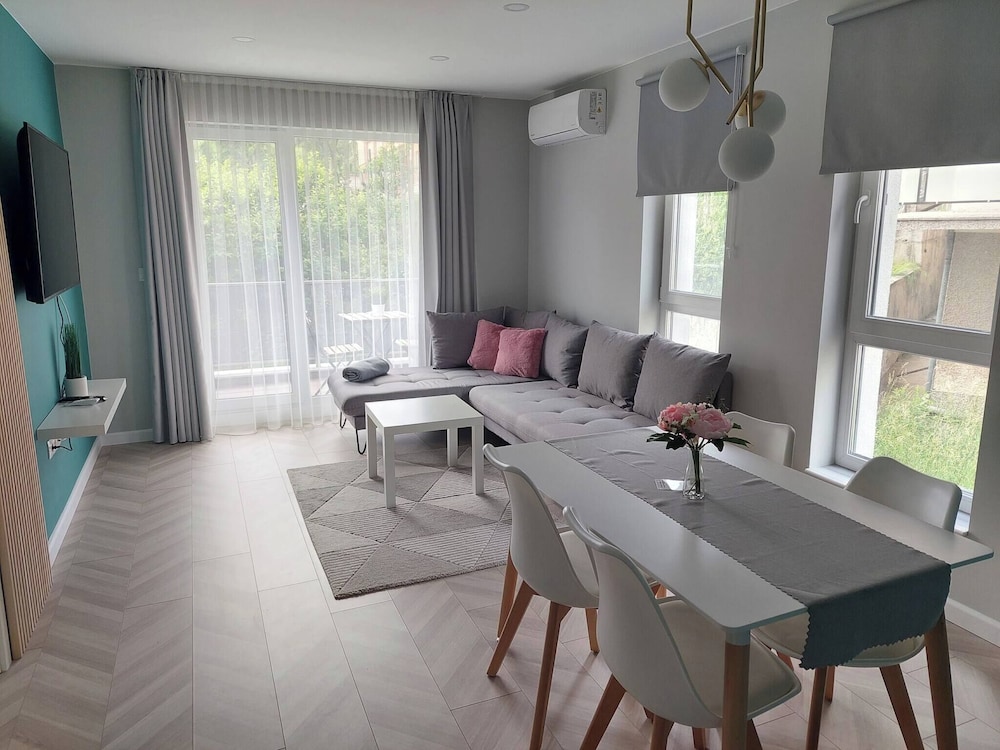 2 Bedroom Apartment and Free Relax Zone