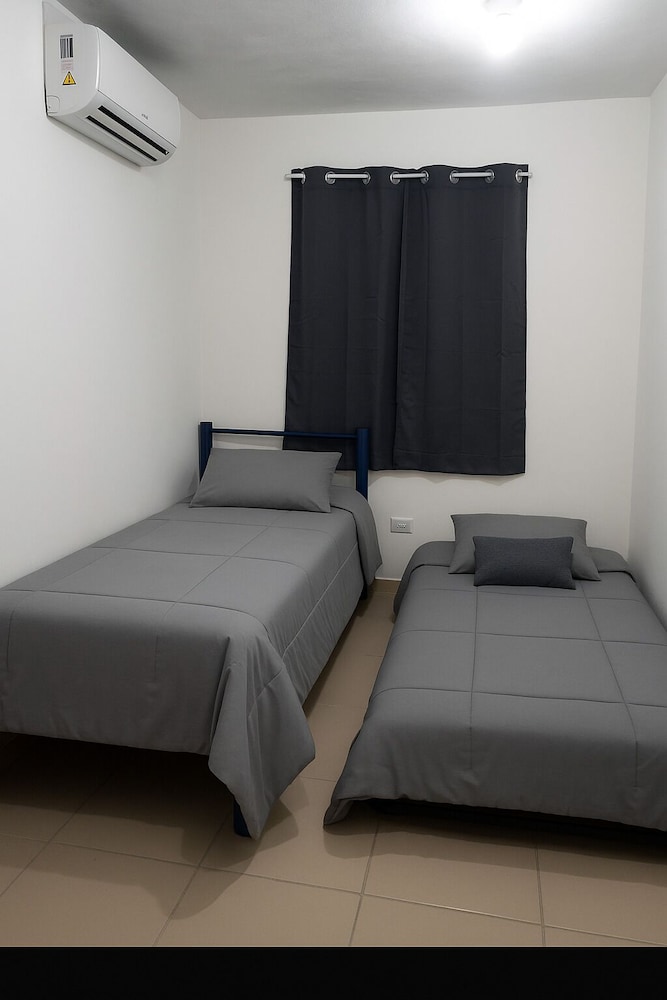Casa 3 recámaras cerca del aeropuerto
