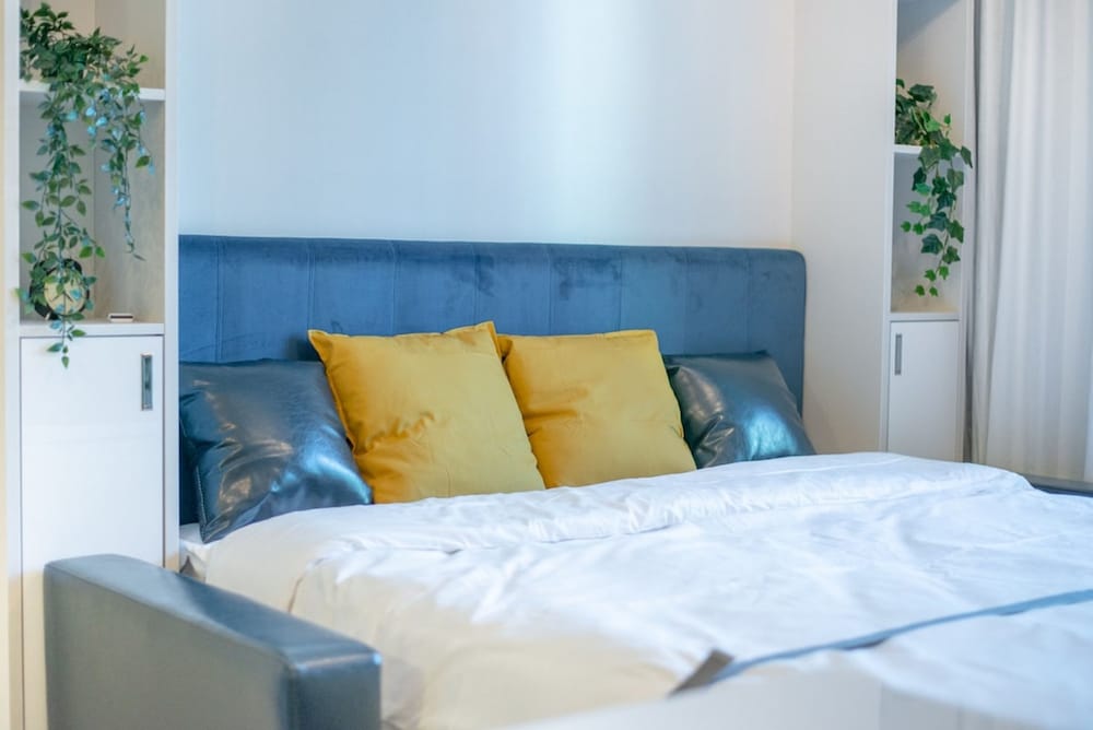 Awesome Studio Apartment With Burj Khalifa View at Business Bay