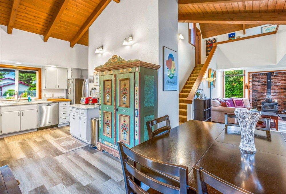 Bluebell Bungalow in Ocean Shores