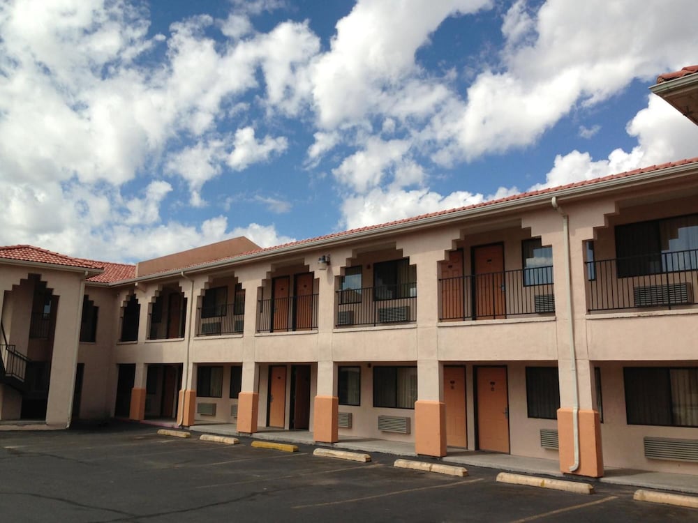Luxury Inn