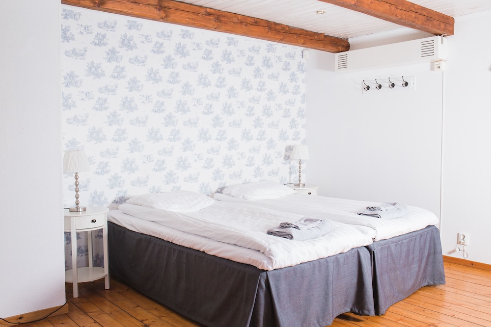 Landet Bed and Breakfast