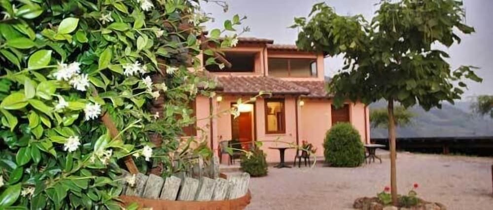 Agriturismo La Pila