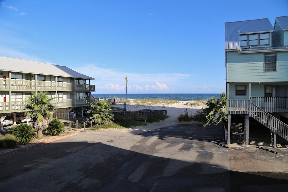 Ocean Reef 601 2 Bedroom Condo by RedAwning