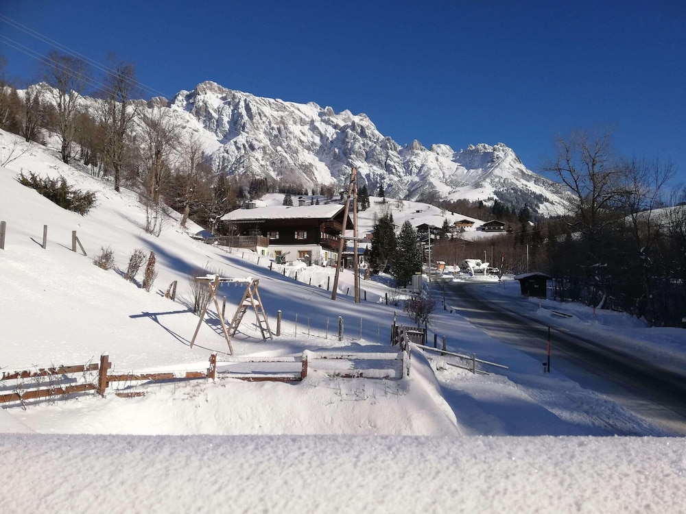 Apartment in Dienten Near Gabuhel Ski Lift