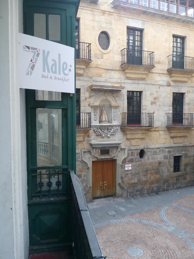 7 Kale Bed and Breakfast