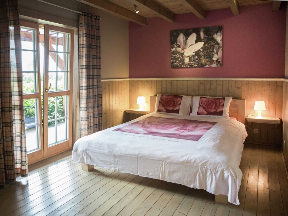 Affluent Chalet in Septon with Whirlpool, Sauna, Hot Tub view 3