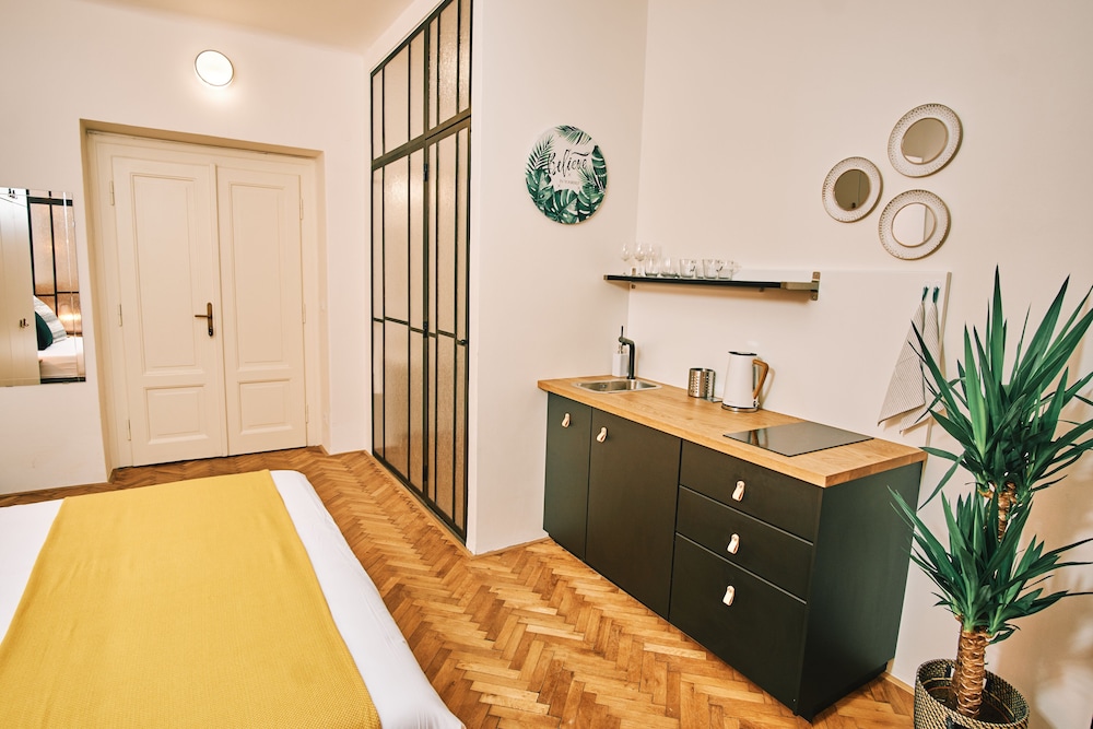 CAMŌ ROOMS - Boutique Aparthotel