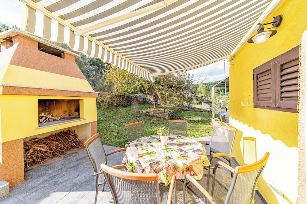 Eco Friendly Cottage Maja