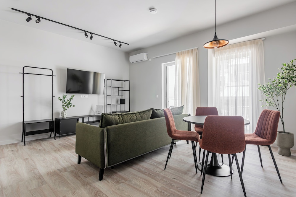 Kookaki by Zoia Living