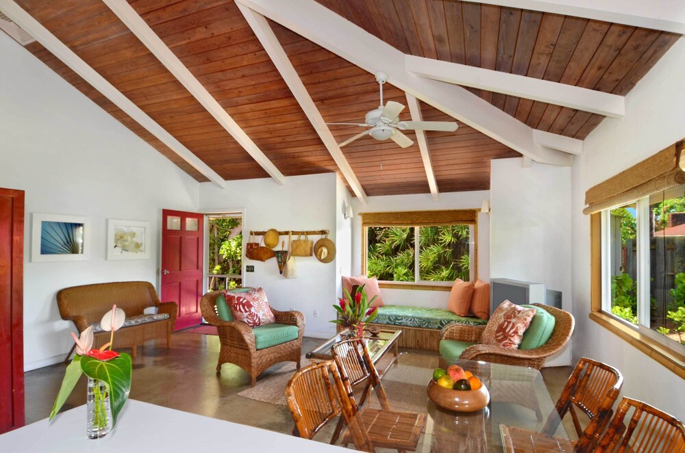 'melemele' Kapa'a Cottage: 1 Block to Beach! view 4