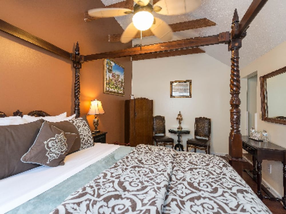 Old City House Inn and Restaurant