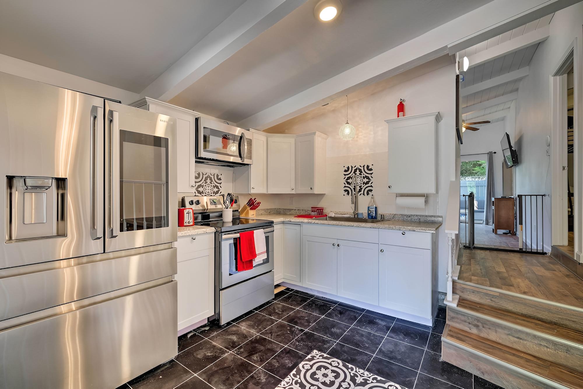 Updated Jamestown Home, Walk to Downtown!