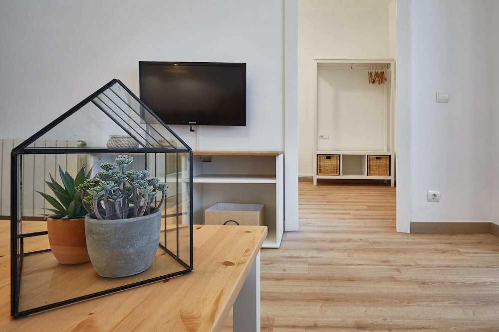 BBarcelona Calabria Flat