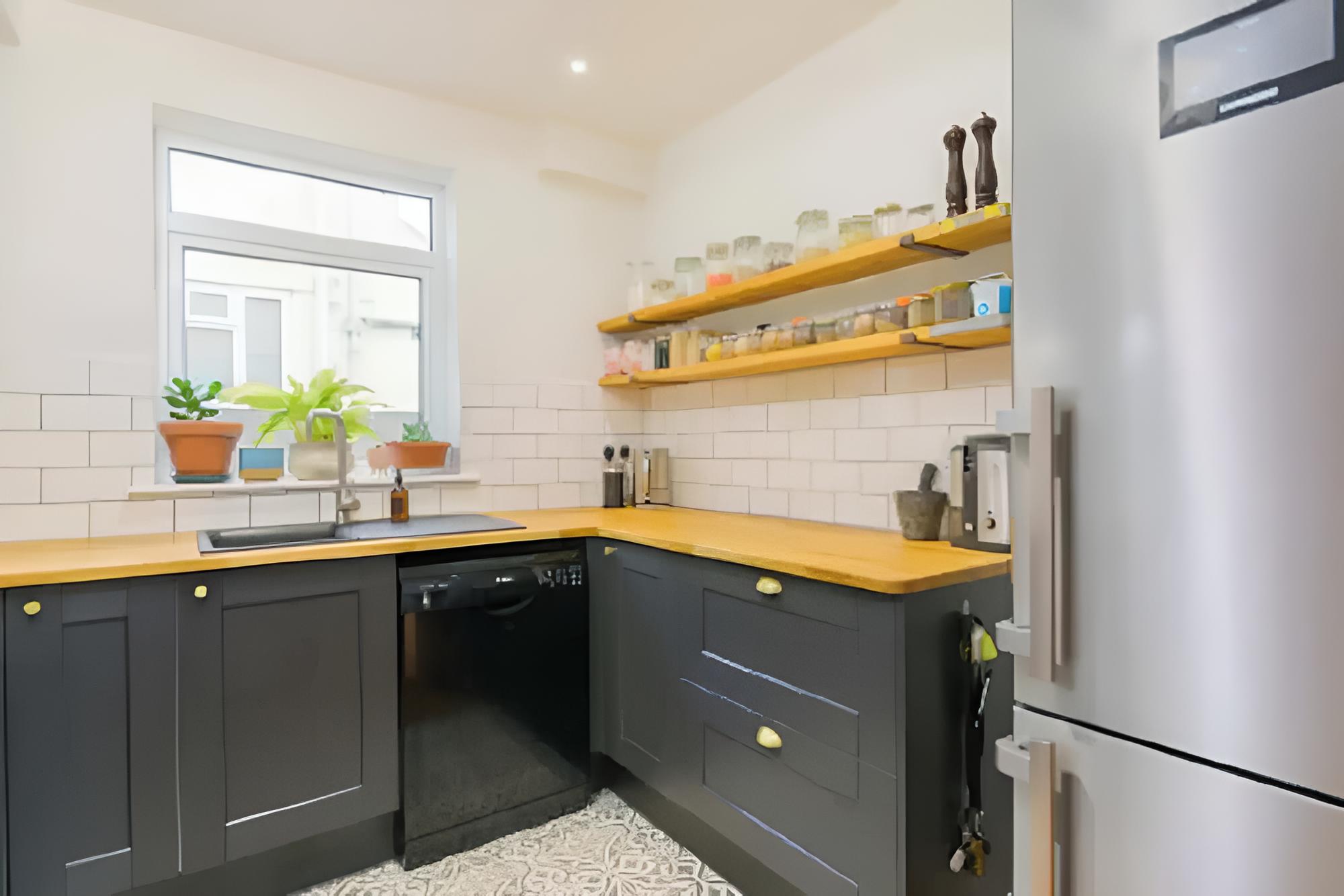 Welcoming 2BD House - Brislington view 3