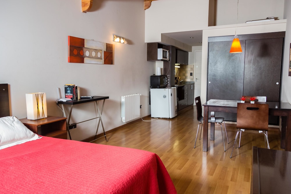 San Martin Suites