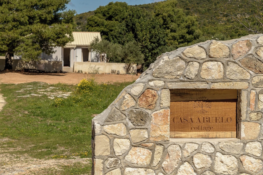 Casa Abuelo Cottage