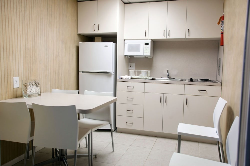 AA Heart of Wildwood Motels