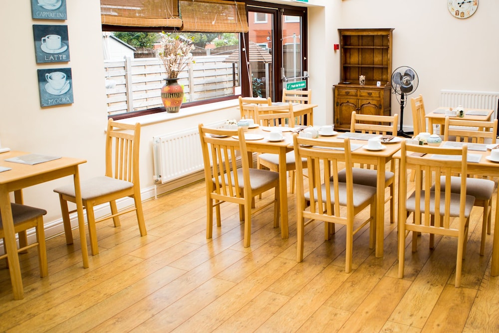 Oak House B&B
