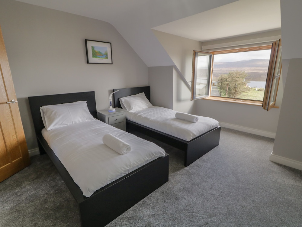 Moorhen House