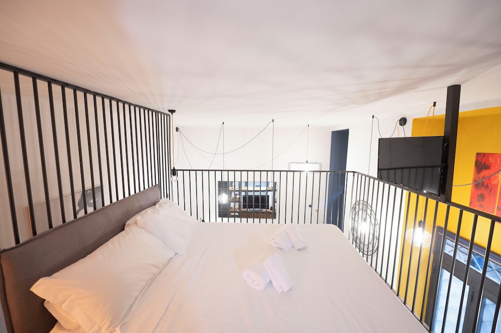 Colorful Design Loft Near Villa Pamphili  photo 4