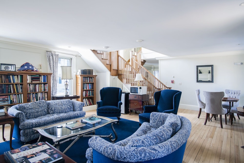 Windsor Mansion Inn
