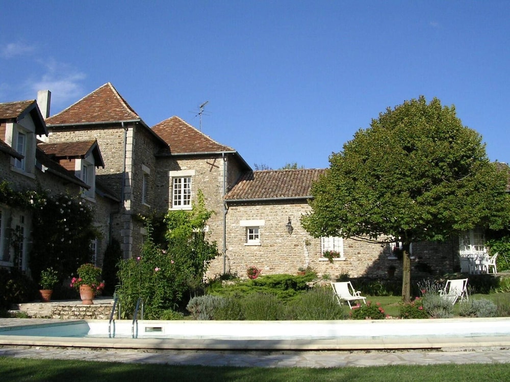 Photo 47